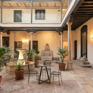 דירה Palacete 1620, Premium Suites, Only Adults, גרנדה
